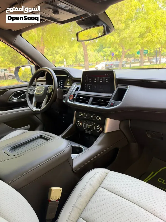 GMC Yukon 2024 photo 2