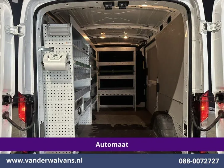 Ford Transit 2021 photo 2