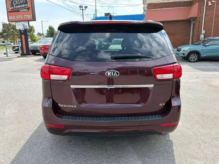 Kia Sedona 2018 photo 5