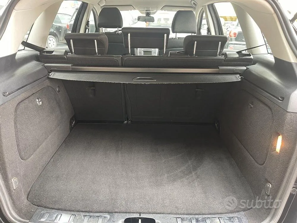 Mercedes-Benz B 180 Ngt 2010 photo 5