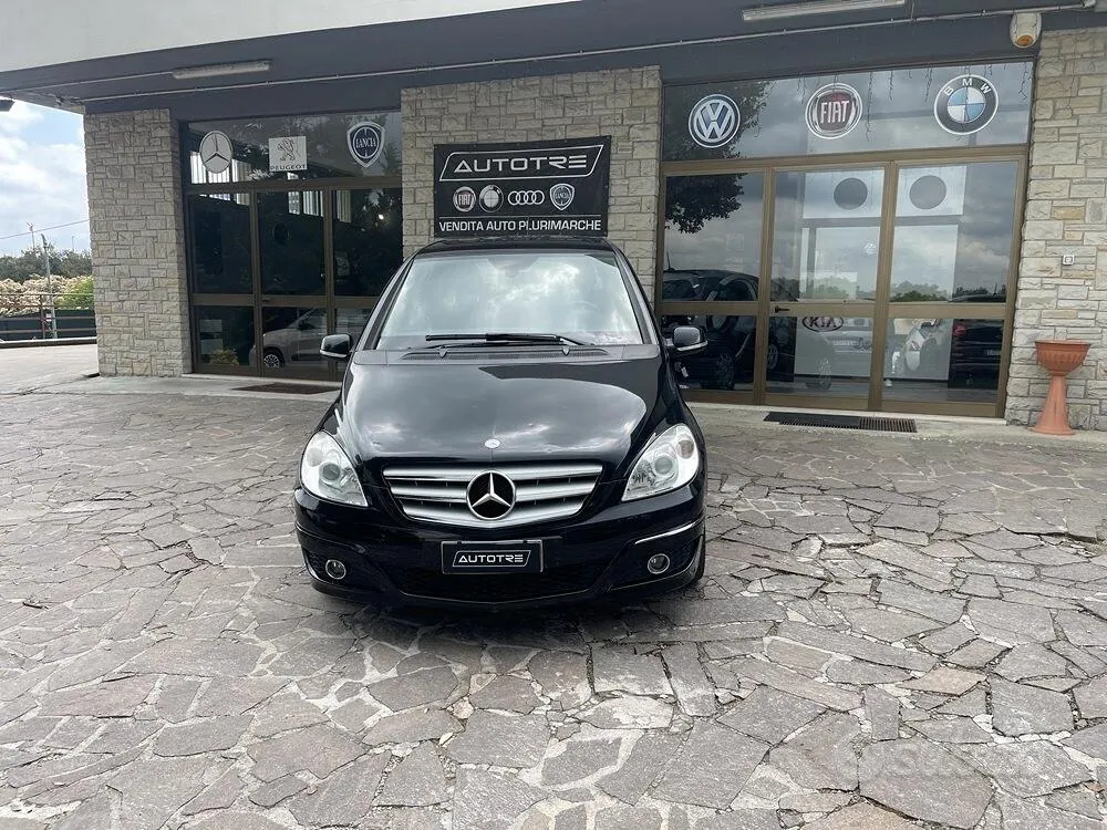Mercedes-Benz B 180 Ngt