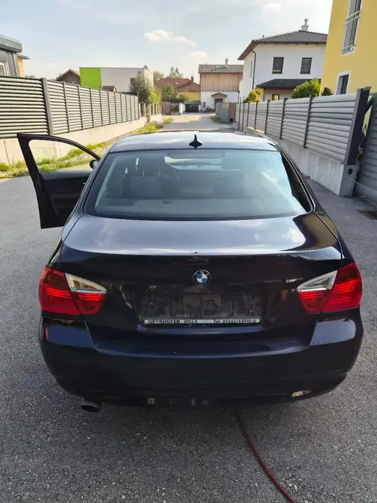 BMW 3 Series 2006 photo 3