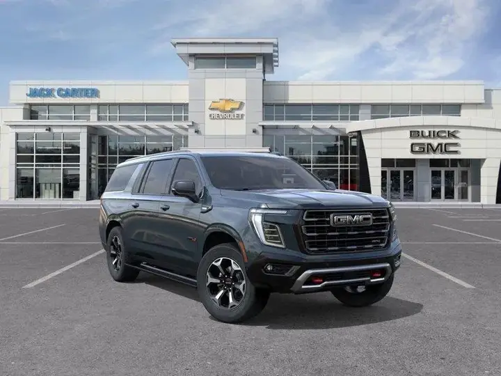 GMC Yukon Xl 2026 photo 2
