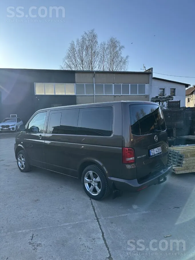 Volkswagen Multivan 2014 photo 4