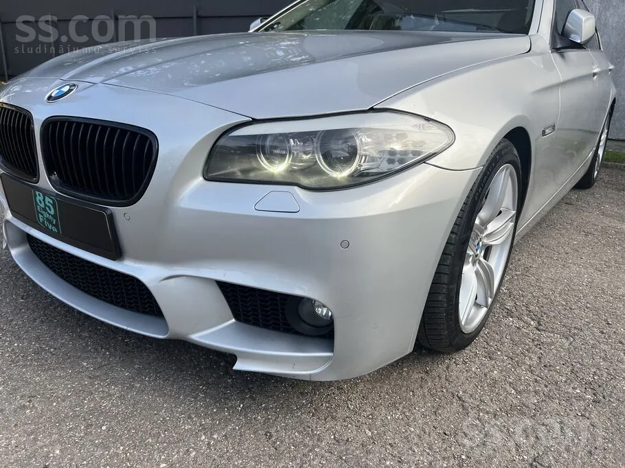 BMW 528I 2010 photo 5