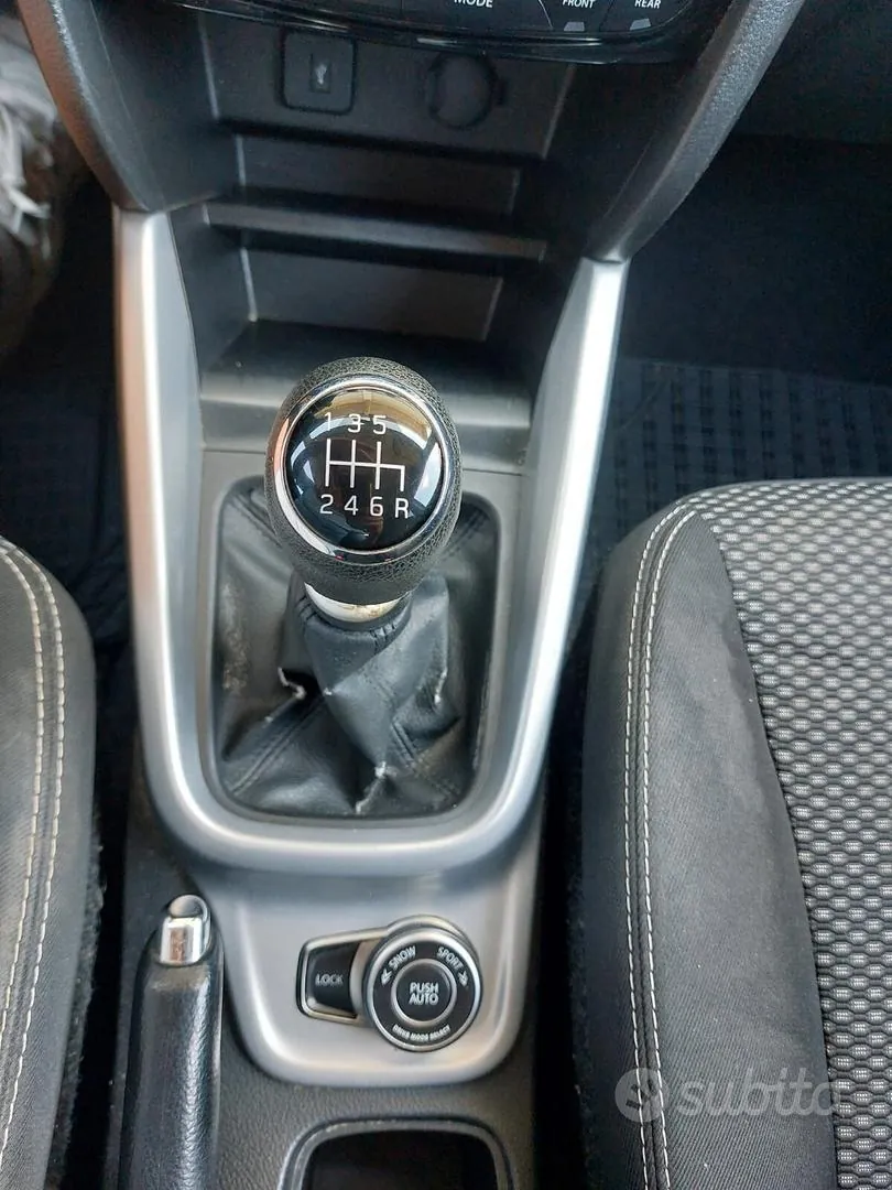 Suzuki Vitara 2017 photo 2