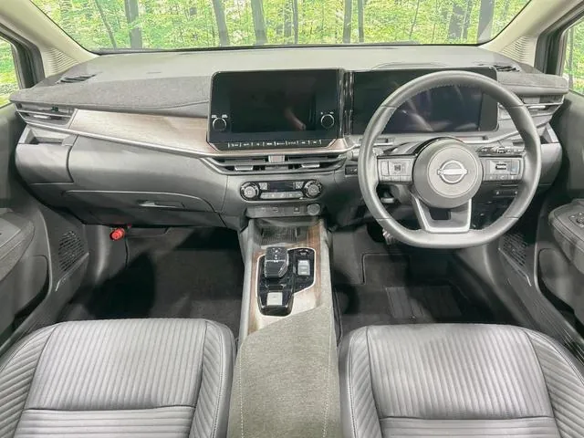 Nissan Ora G 2024 photo 2