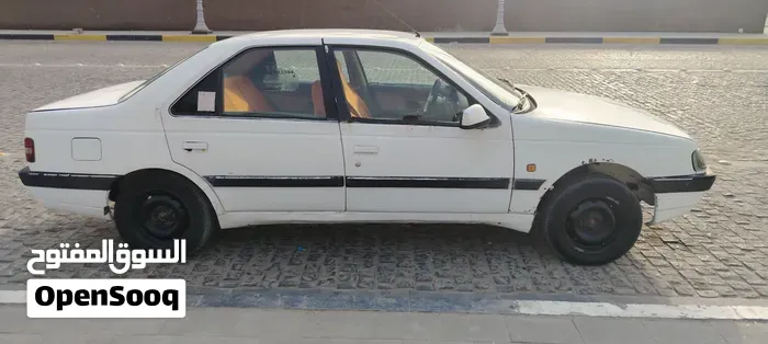 Peugeot 405 2012 photo 2