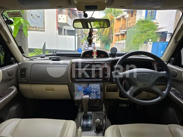 Mitsubishi Montero 2003 photo 5