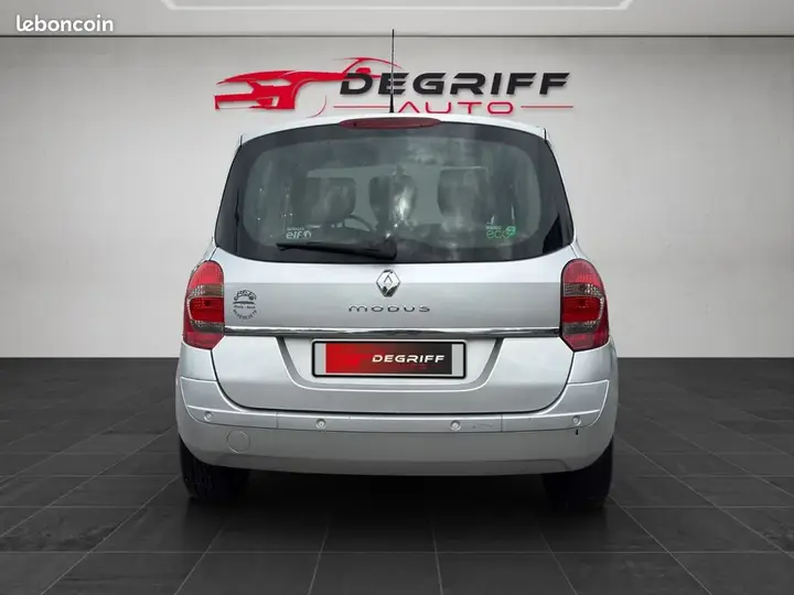 Renault Modus 2012 photo 4