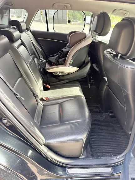 Toyota Avensis 2011 photo 3
