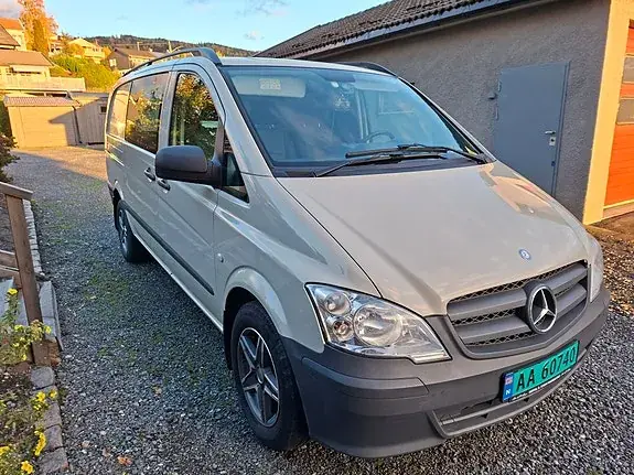 Mercedes-Benz Vito 113 2011 photo 2