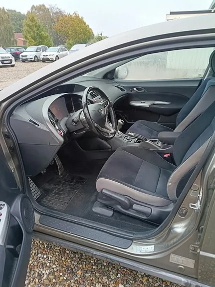Honda Civic 2006 photo 2