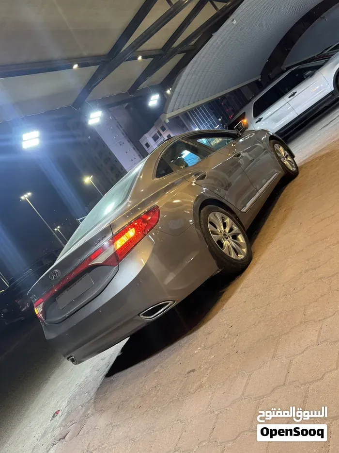 Hyundai Azera 2012 photo 3