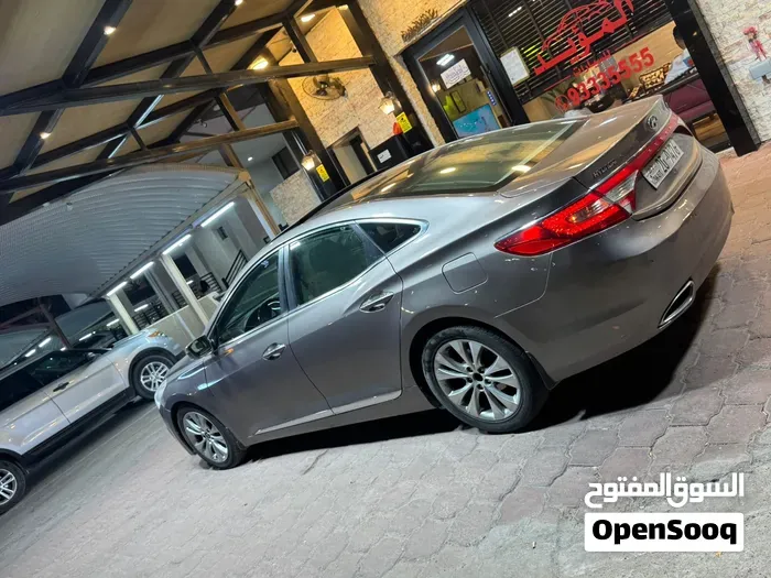 Hyundai Azera 2012 photo 2