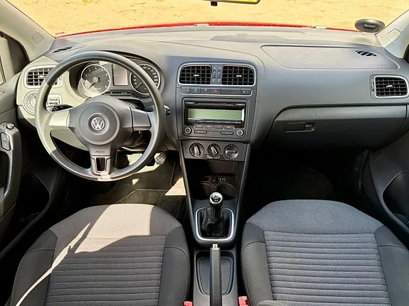 Volkswagen Polo 2010 photo 5