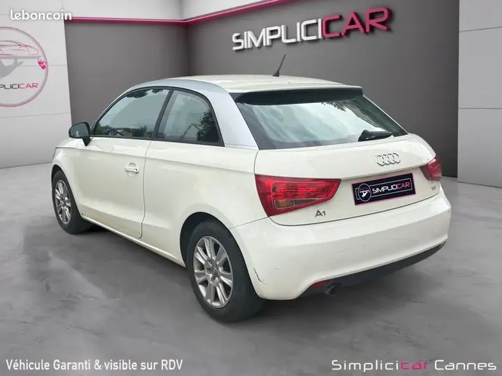Audi A1 2011 photo 5