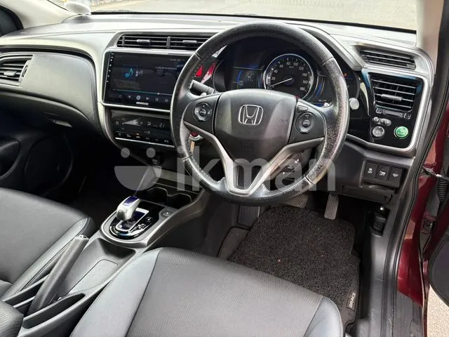 Honda Grace 2015 photo 4