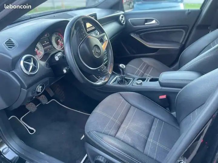 Mercedes-Benz A-Class 2016 photo 4