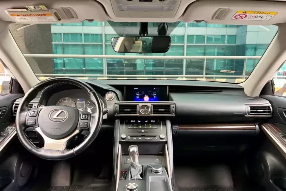 Lexus Is350 2018 photo 5