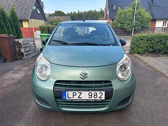 Suzuki Alto 2011 photo 2