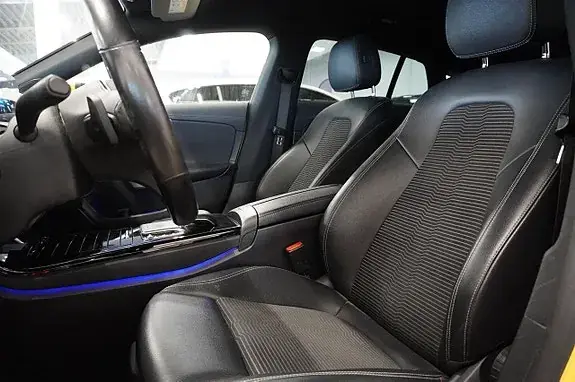 Mercedes-Benz Cla180 2020 photo 3