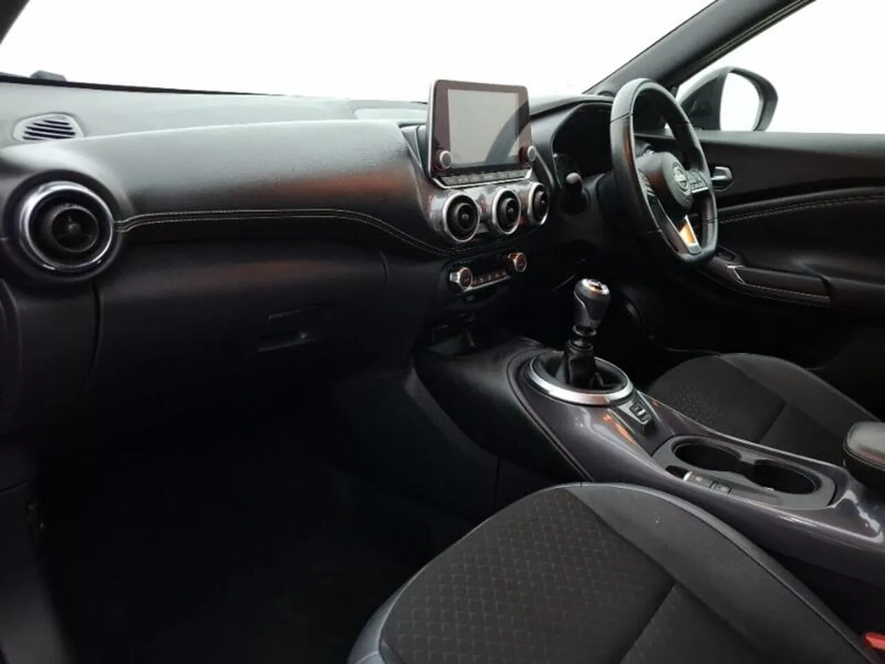 Nissan Juke 2023 photo 5
