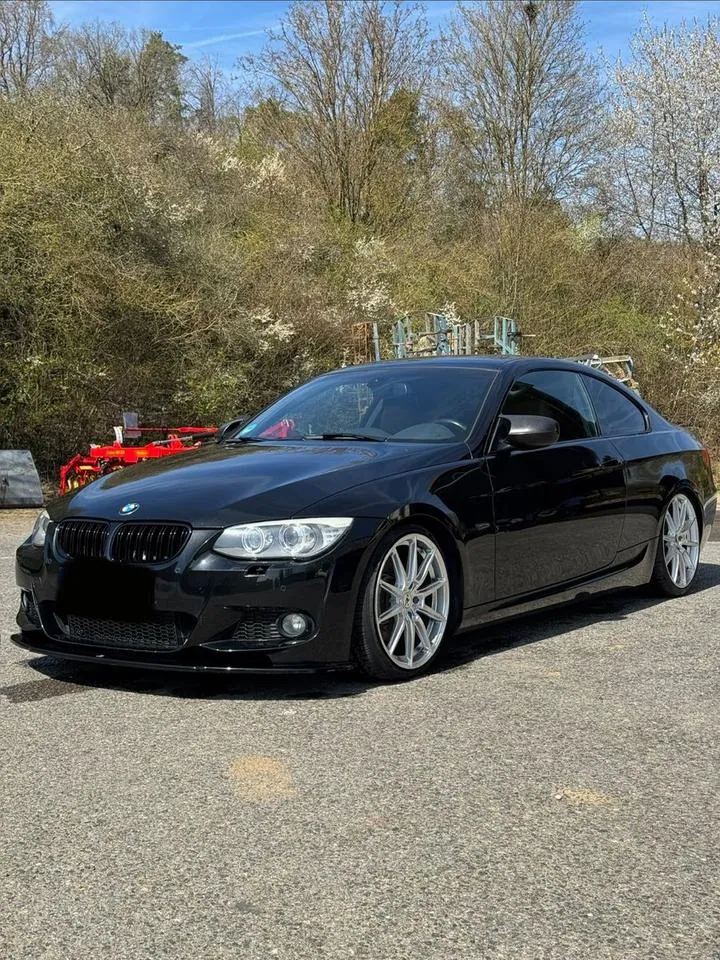 BMW 330D