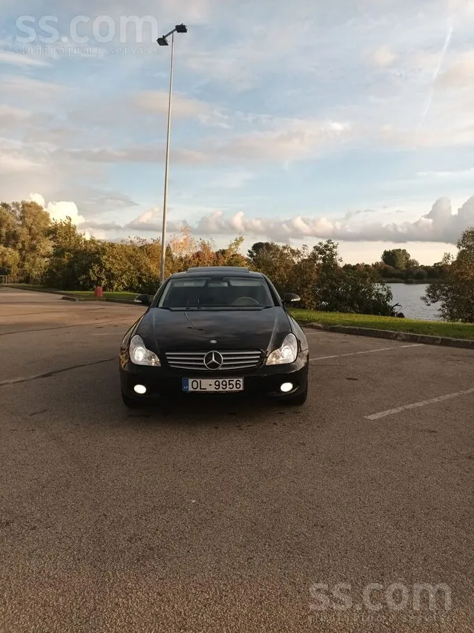 Mercedes-Benz Cls500 2004 photo 2