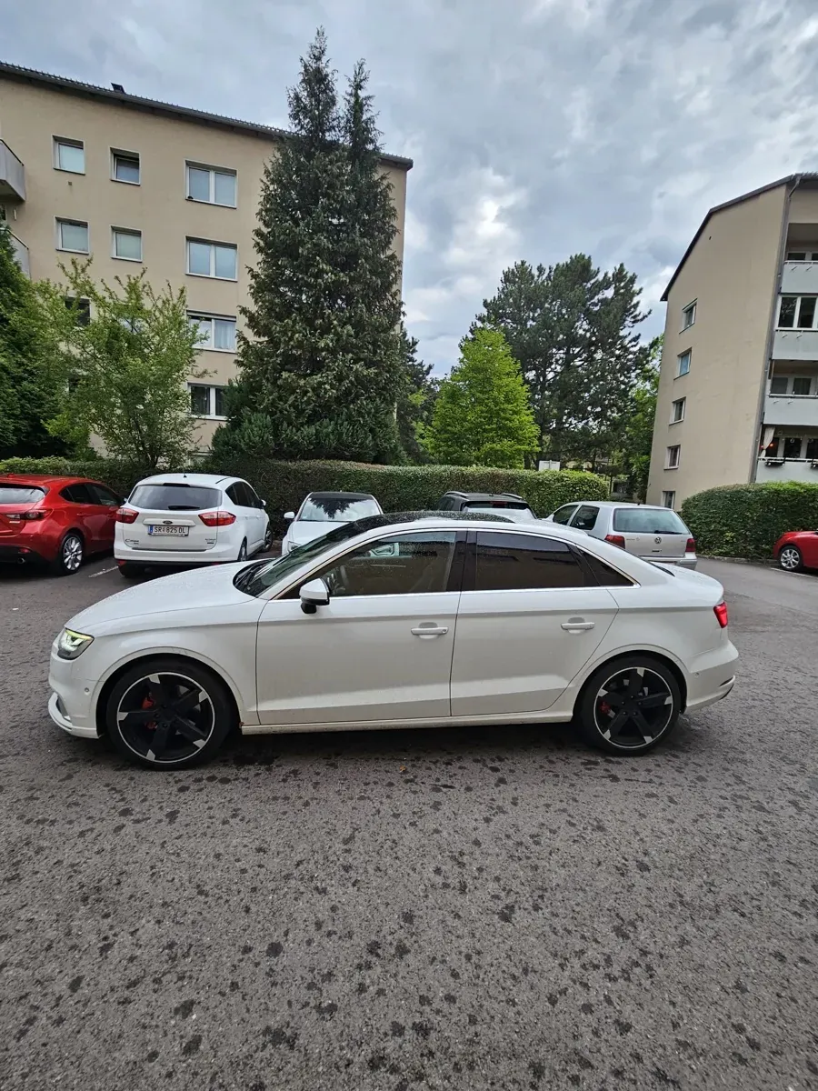 Audi A3 2016 photo 2