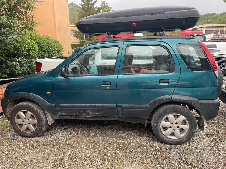 Daihatsu Terios 2005 photo 2