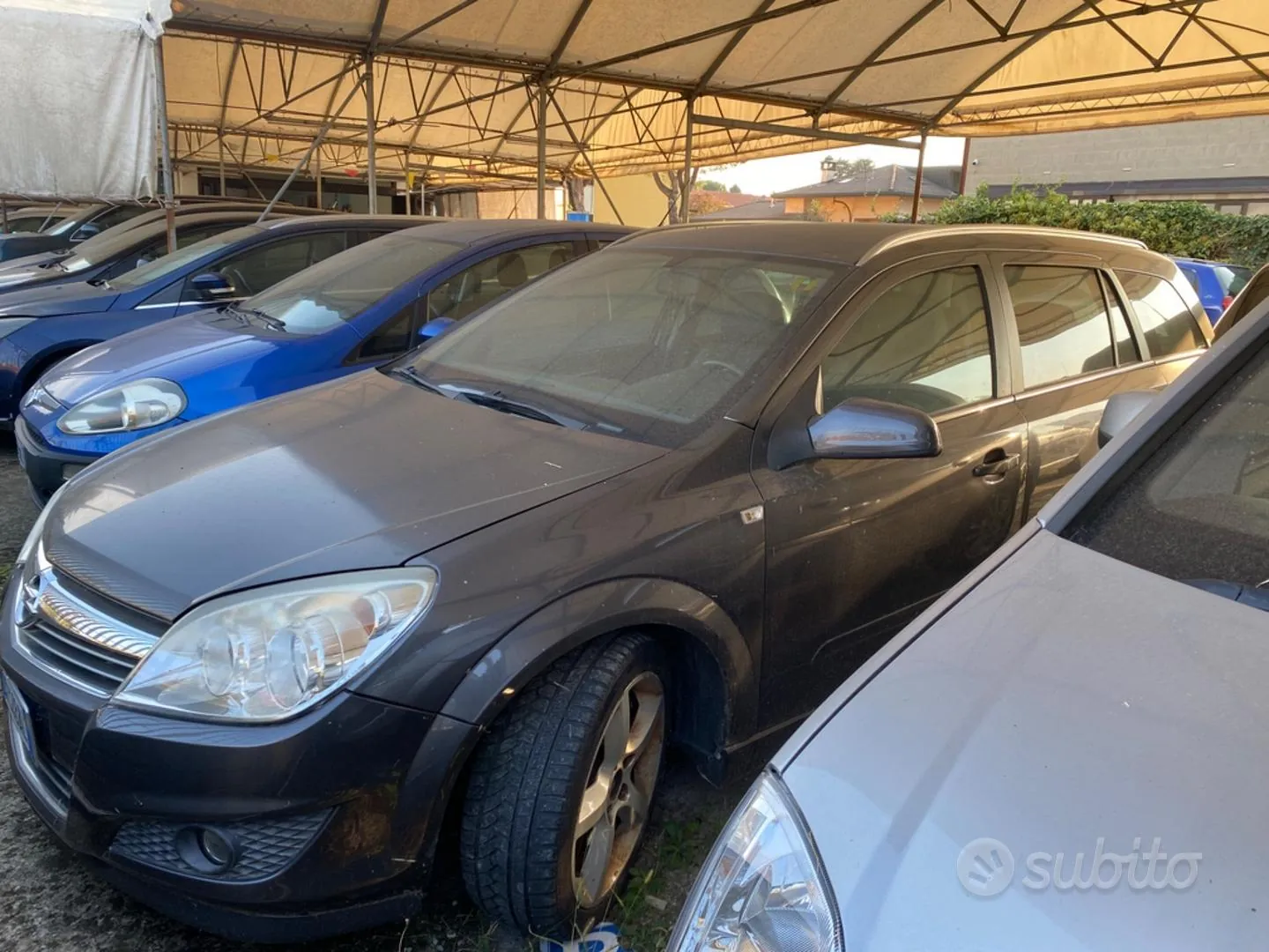 Opel Astra 2009 photo 2