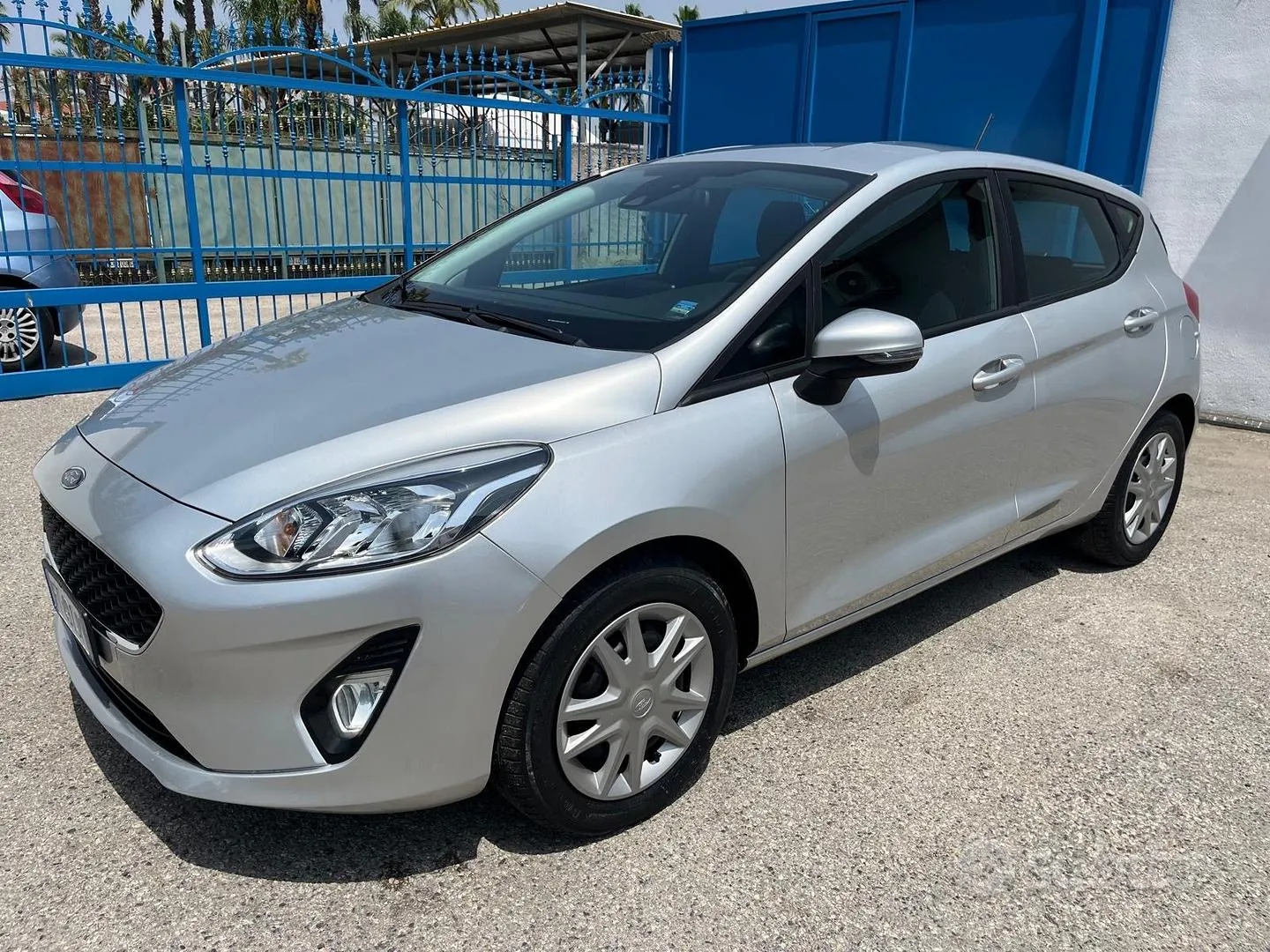 Ford Fiesta 2018 photo 2