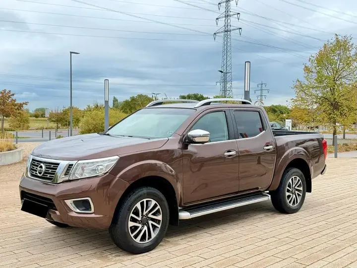 Nissan Navara Np300