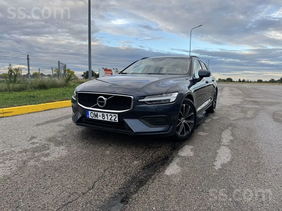 Volvo V60 2021 photo 2