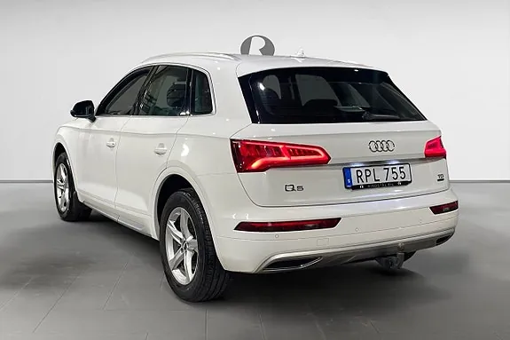 Audi Q5 2018 photo 5