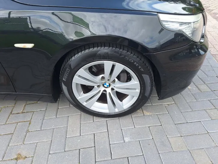 BMW 5 Series 2009 photo 3