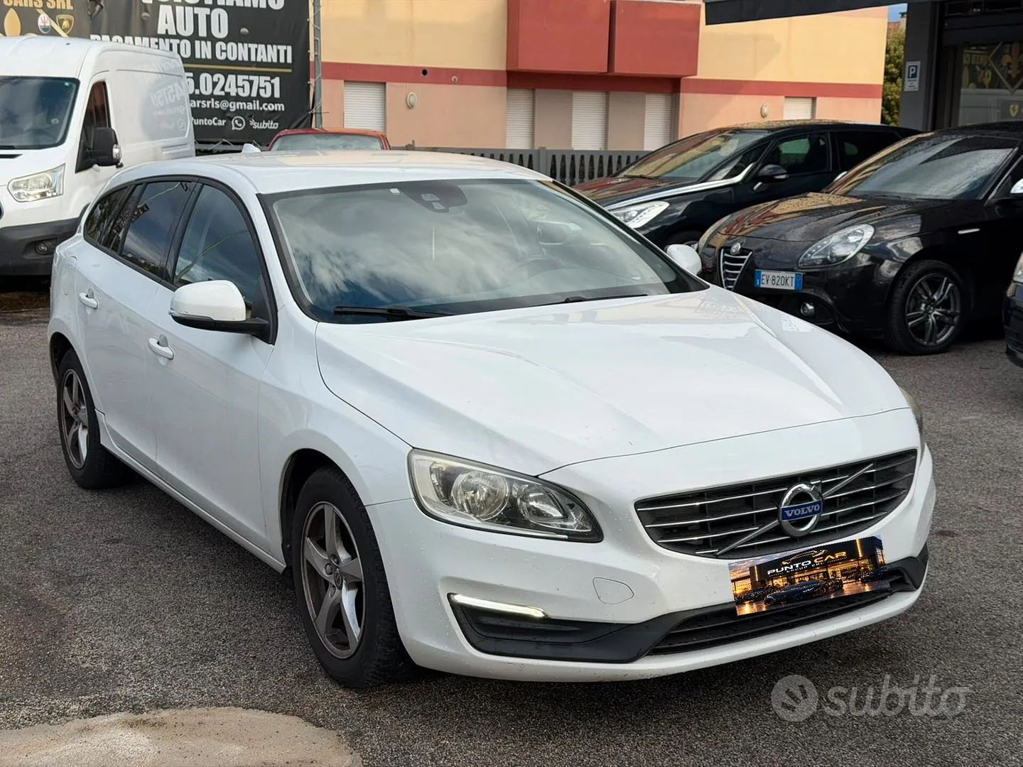 Volvo V60 2015 photo 2