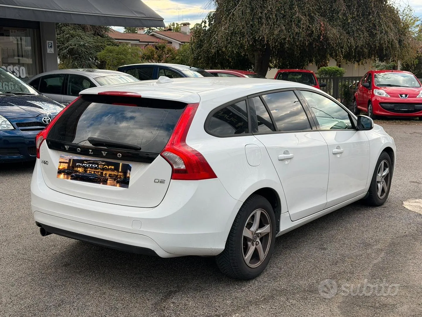 Volvo V60 2015 photo 4