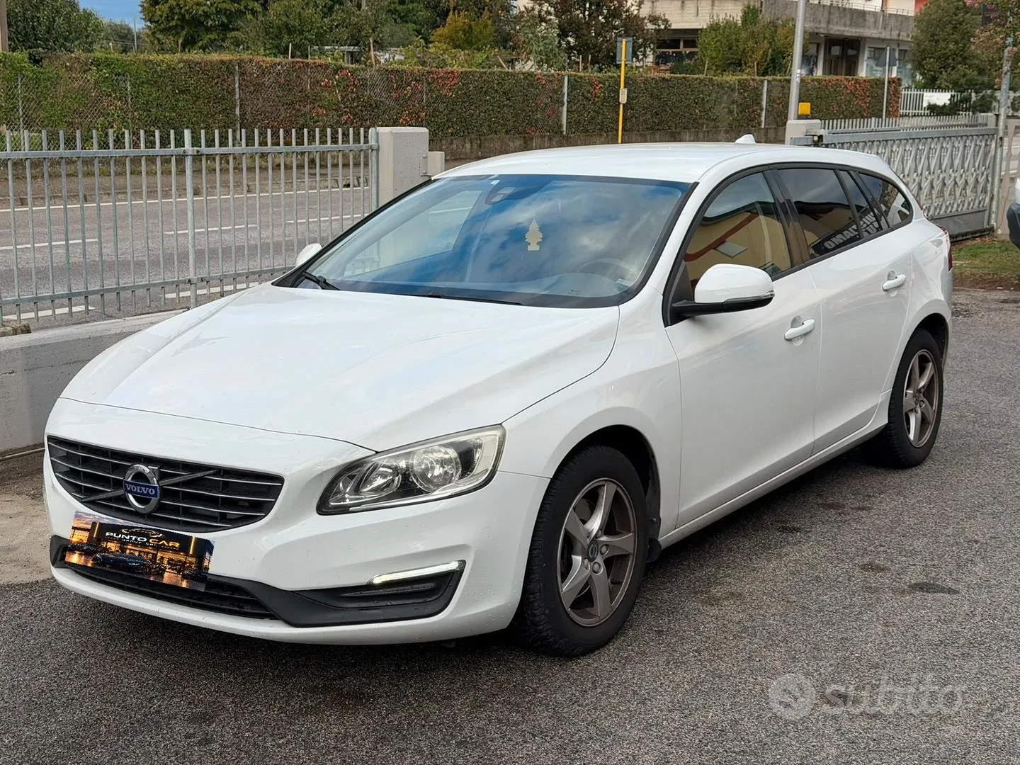 Volvo V60 2015 photo 3