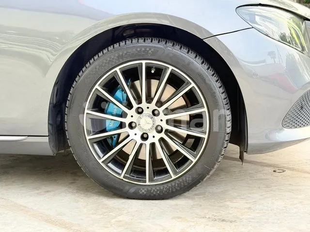 Mercedes-Benz E350 2017 photo 5