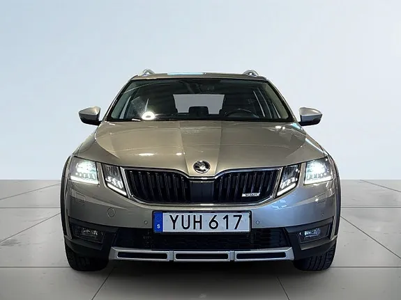 Skoda Octavia Scout 2019 photo 2