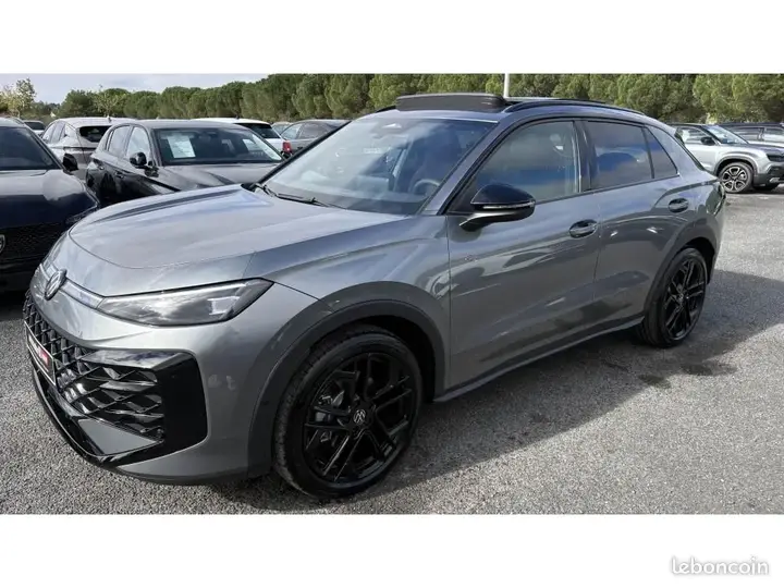 Volkswagen T-Roc 2026 photo 2
