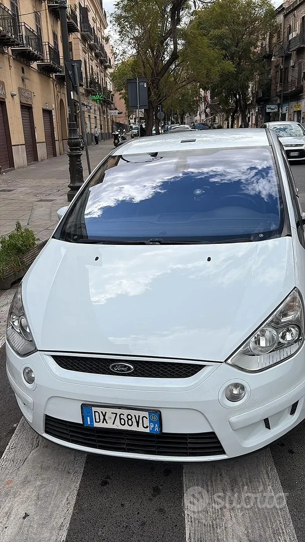 Ford S-Max