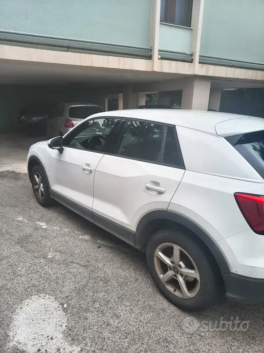 Audi Q2 2017 photo 5