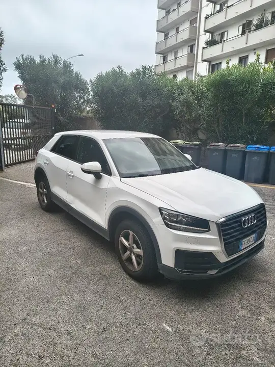 Audi Q2 2017 photo 2