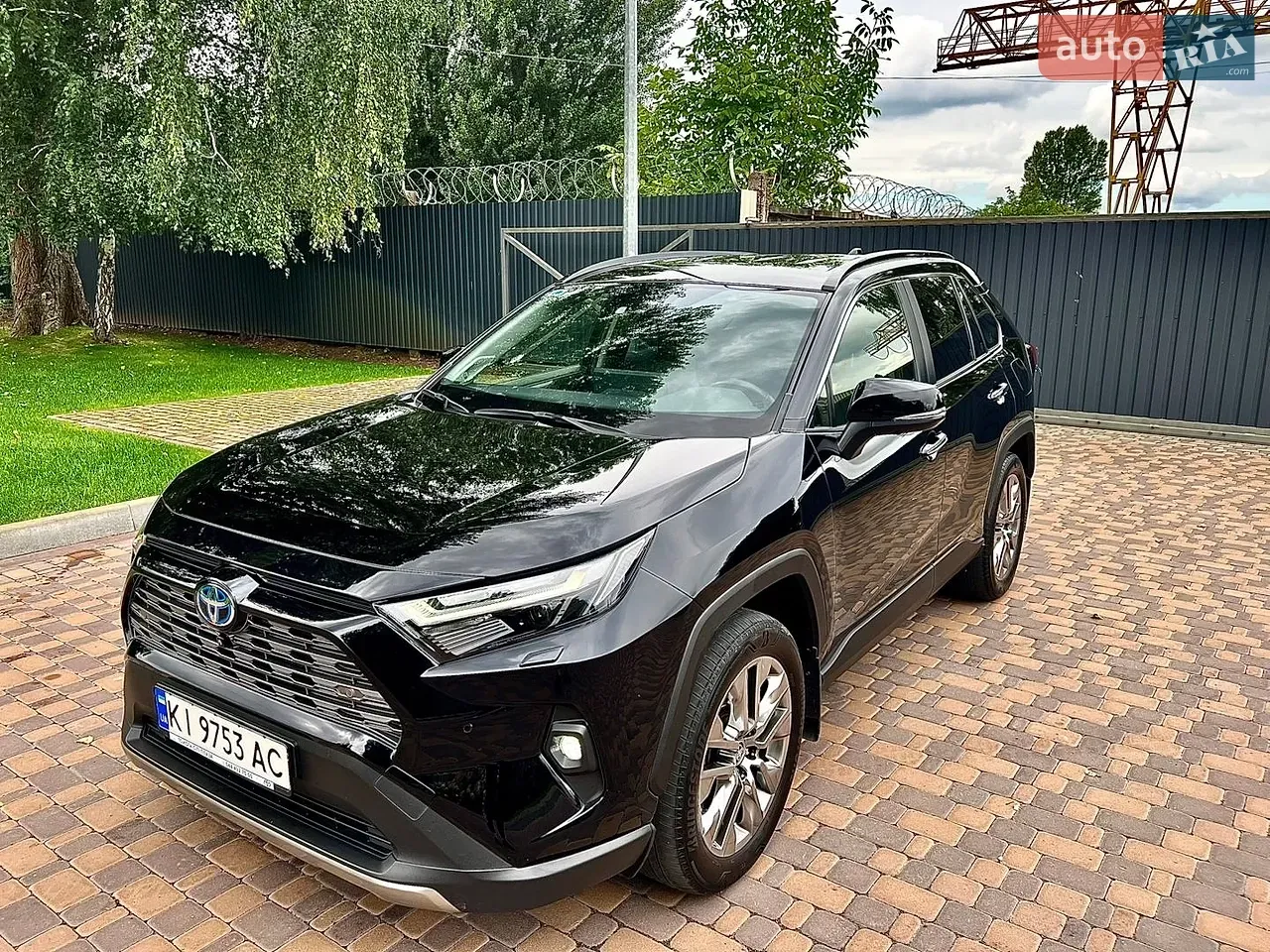 Toyota Rav4 2023 photo 4