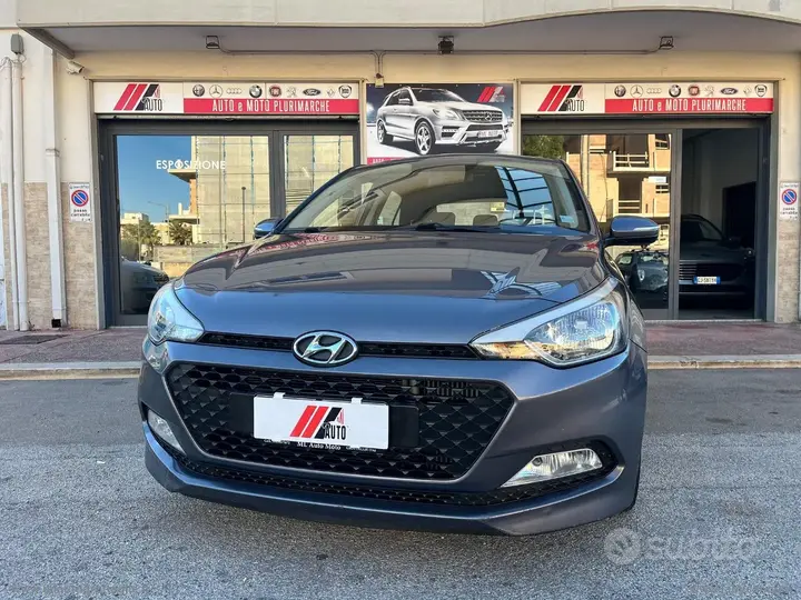 Hyundai I20 2017 photo 2