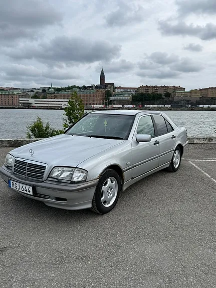 Mercedes-Benz C180 2000 photo 3