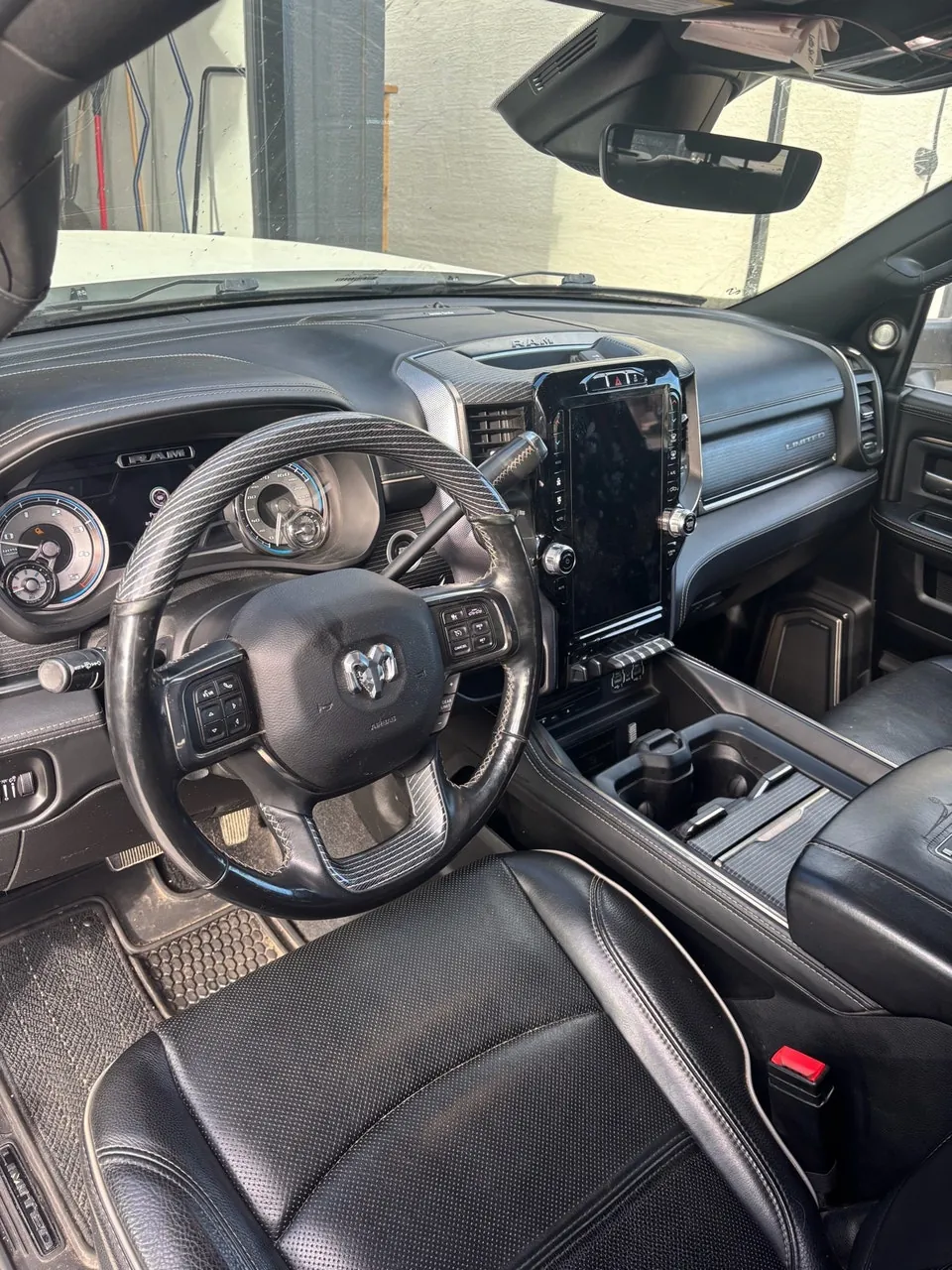 Dodge Ram 3500 2019 photo 2